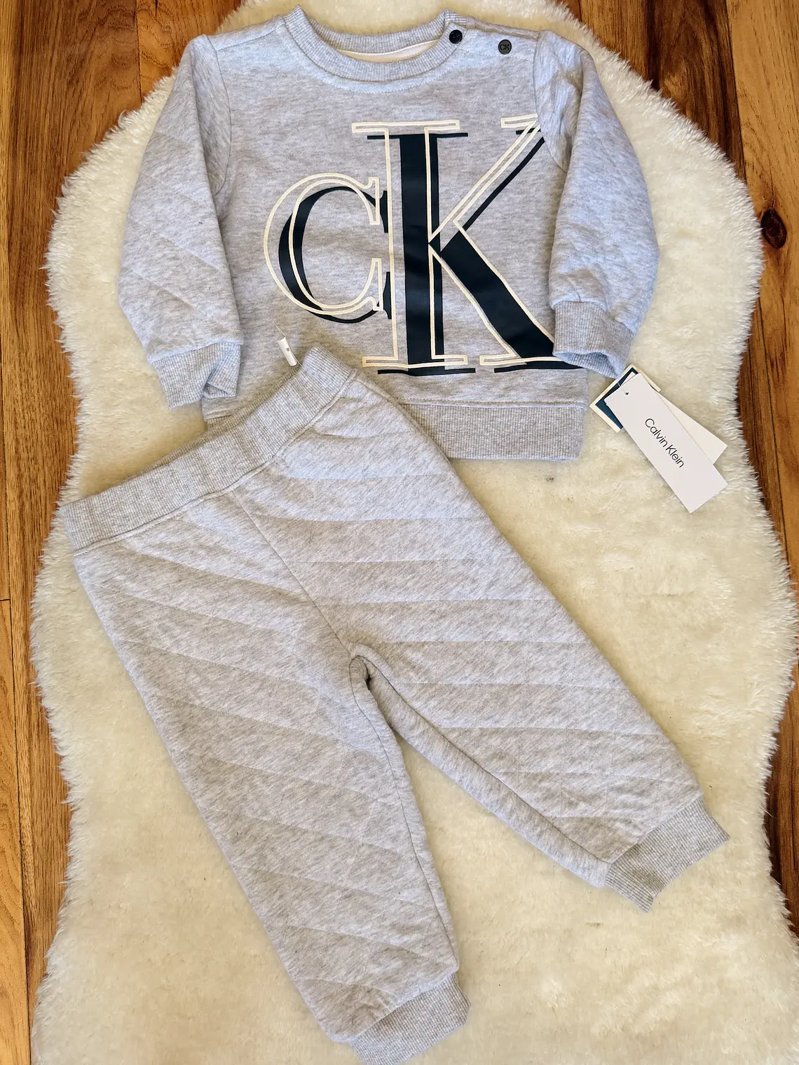 Conjunto Calvin Klein 1