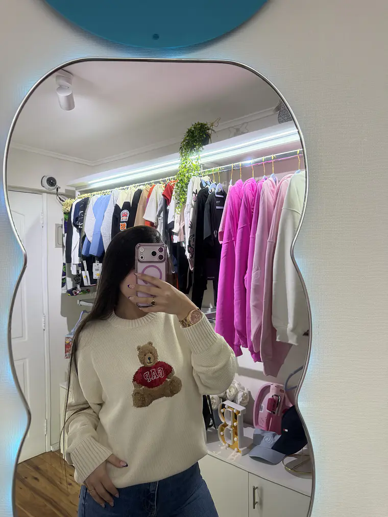 Sweater 1