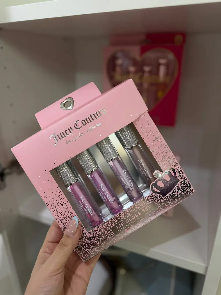 Lip gloss 1