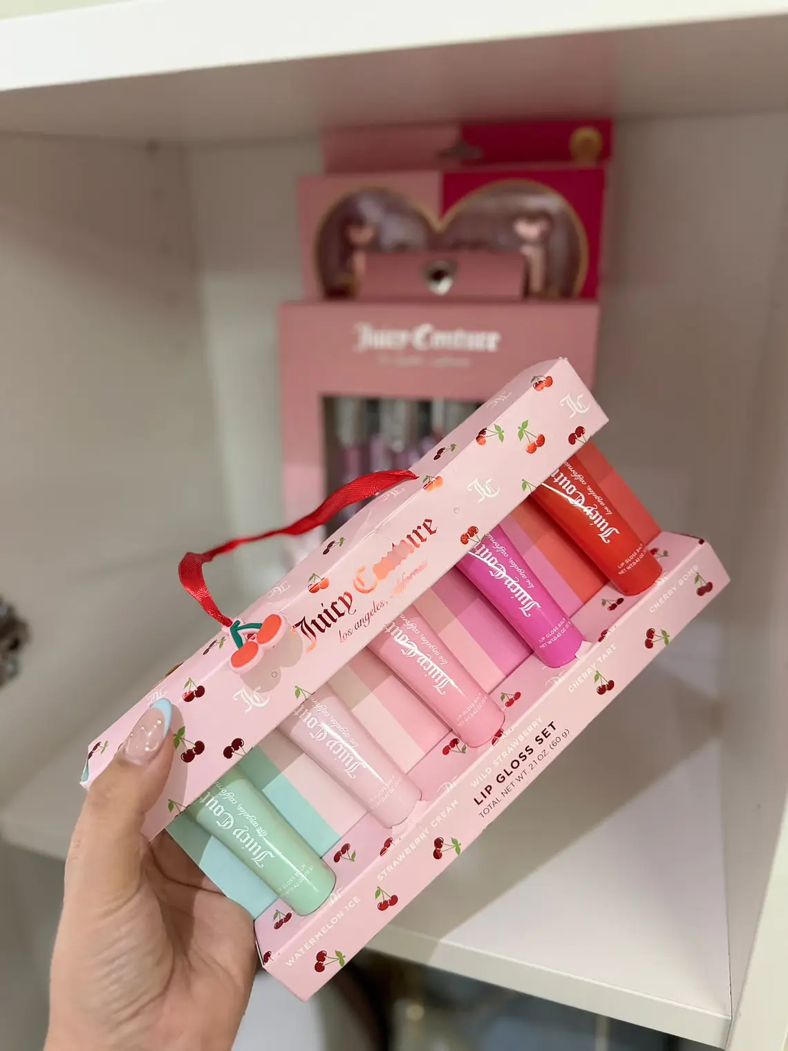 Lip gloss 1