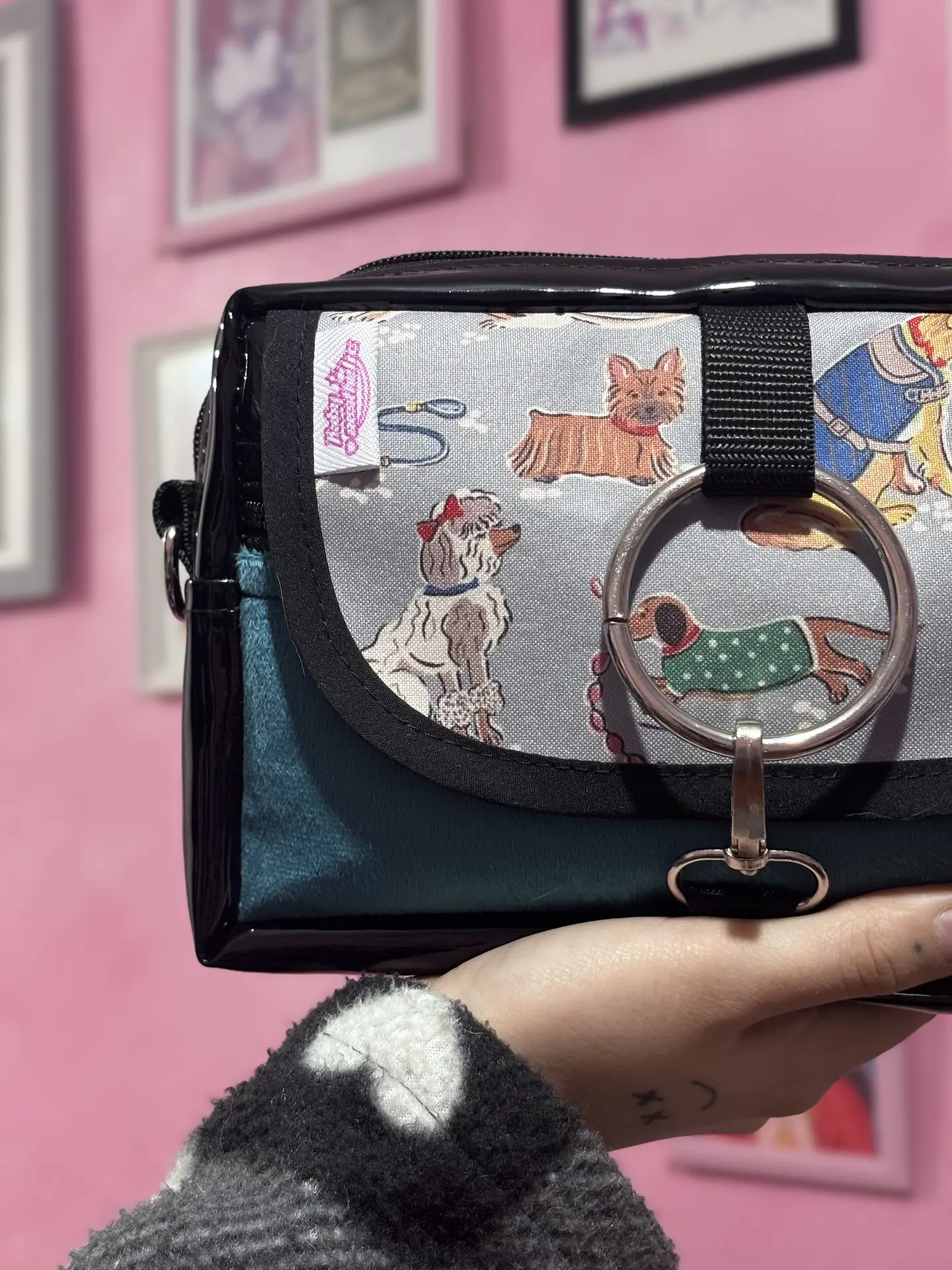 Banano cartera perritos 2