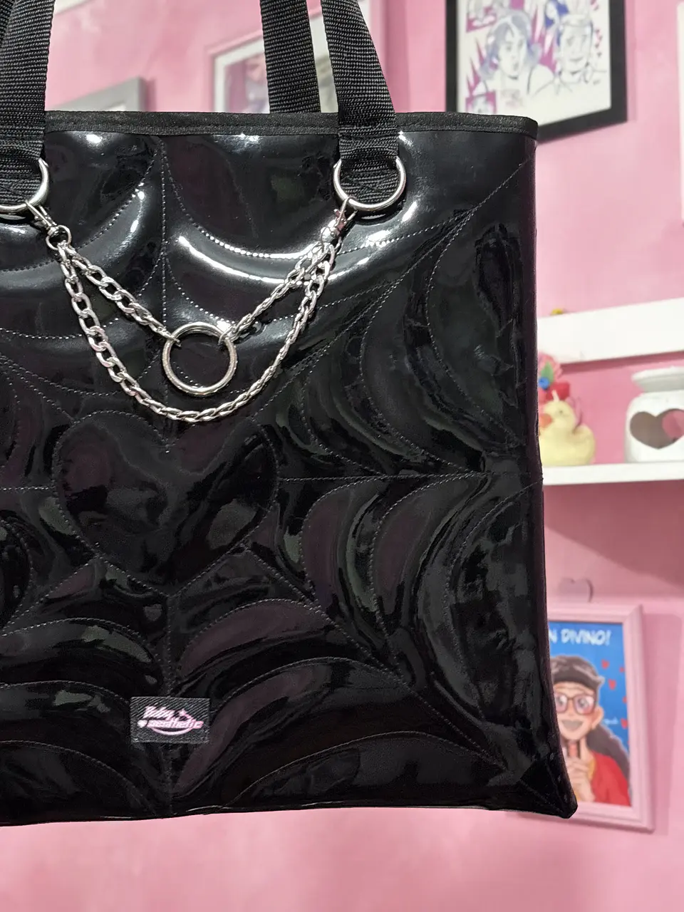 Totebag corazón charol 3
