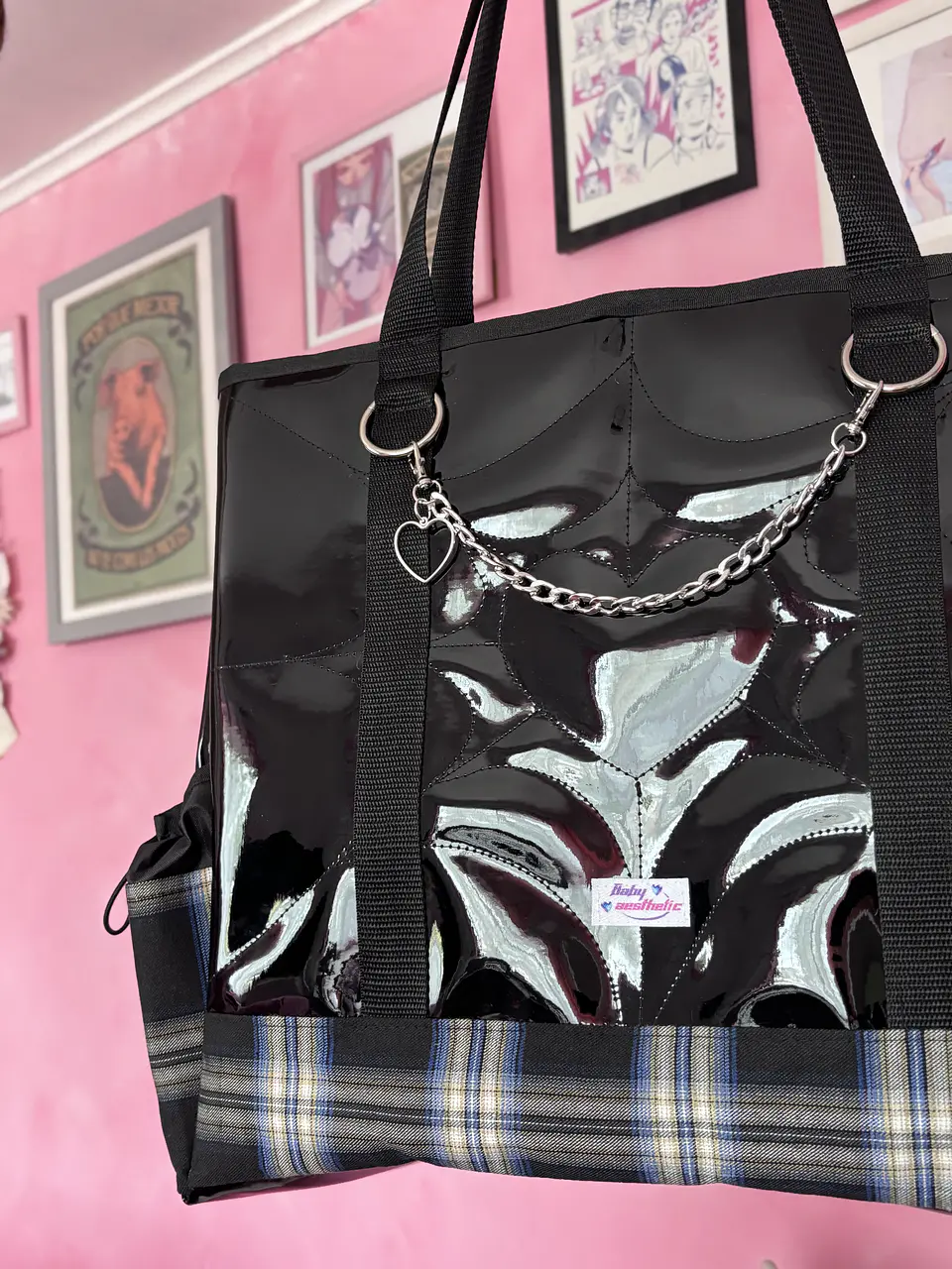 Maxi corazón charol con tartan azul 4
