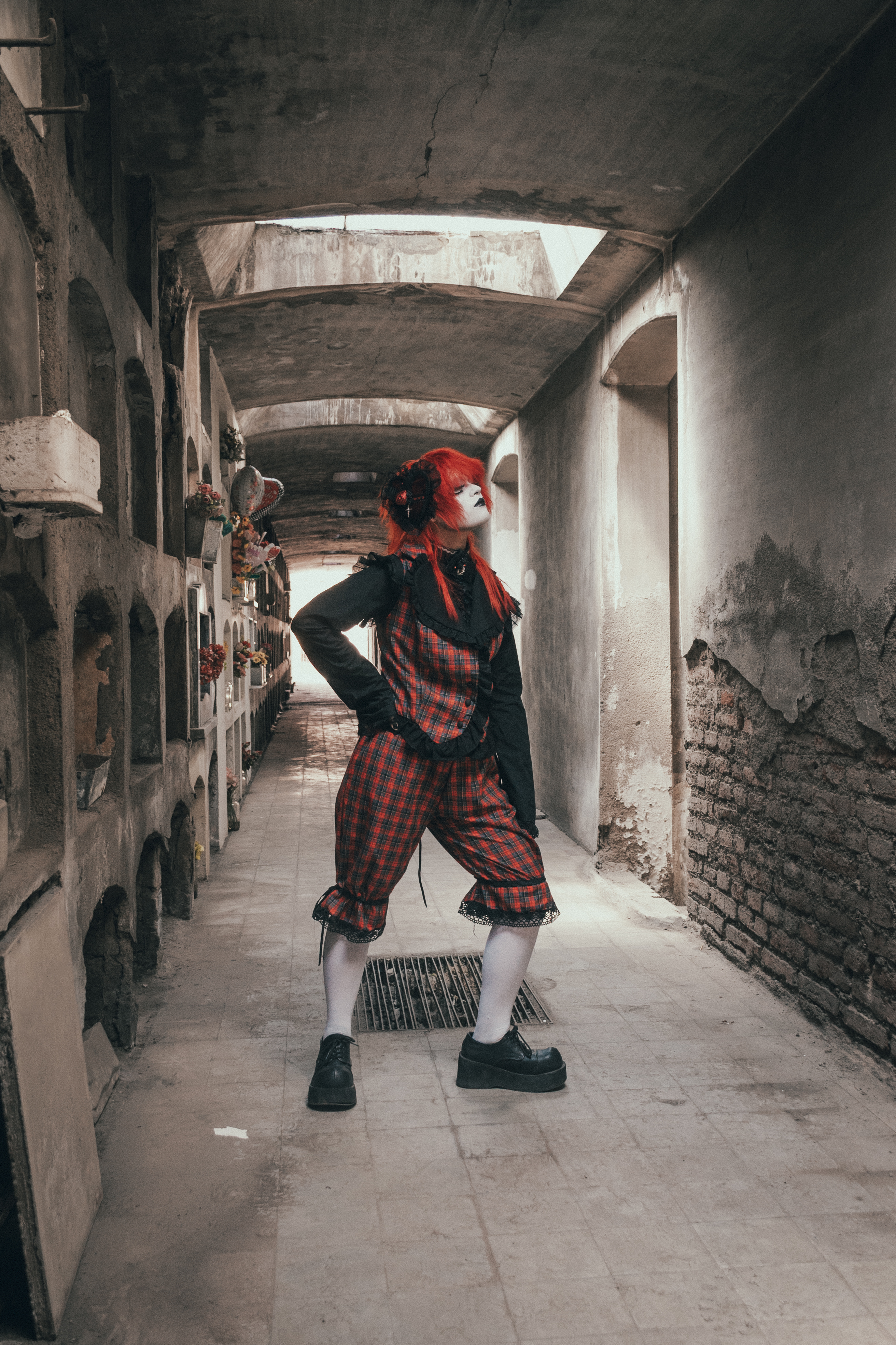 Bloomer negro liso/tartán rojo