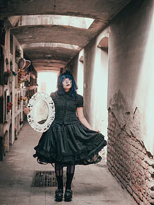 Falda negra lolita egl