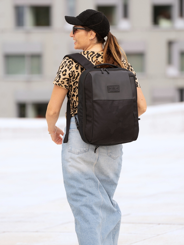 Mochila con asiento para bebés - MiniMeis HERO 10