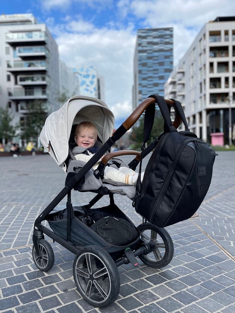 Mochila con asiento para bebés - MiniMeis HERO 9