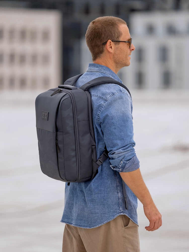 Mochila con asiento para bebés - MiniMeis HERO 11