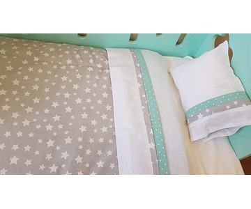 Set de cobertor y sabanas para cuna colecho- gris
