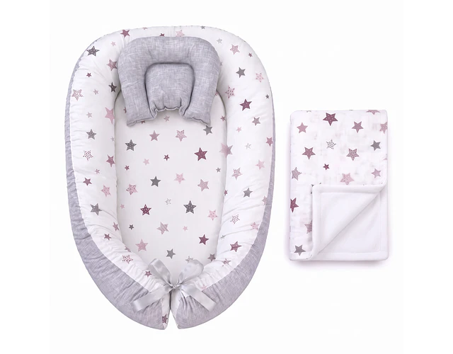 Nidito Colecho; Blanco Estrellas Lila  gris Jaspeado + Manta Polar Blanco