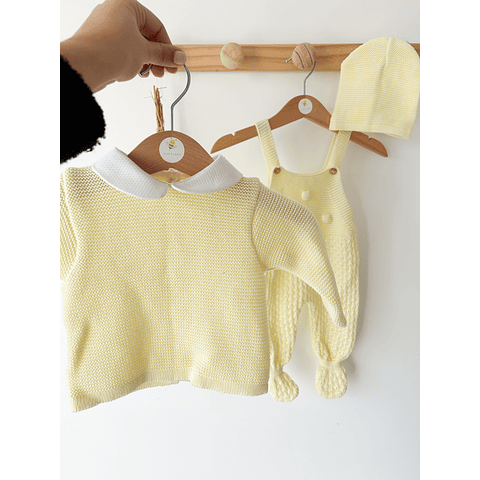 JARDINEIRAS COM CAMISOLA E GORRO 