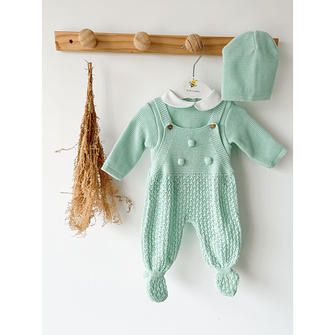 JARDINEIRAS COM CAMISOLA E GORRO 