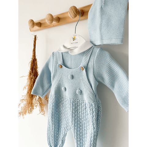 JARDINEIRAS COM CAMISOLA E GORRO 