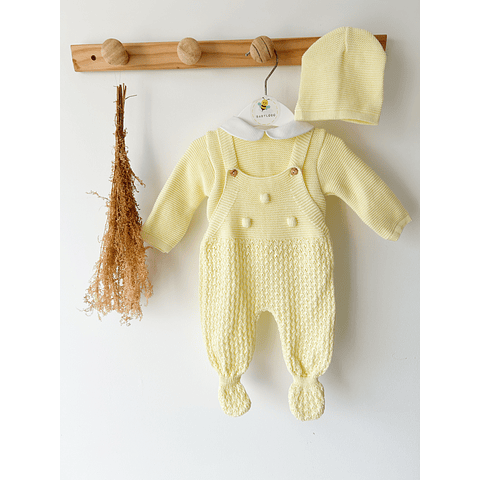 JARDINEIRAS COM CAMISOLA E GORRO 