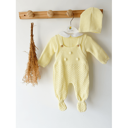 JARDINEIRAS COM CAMISOLA E GORRO 