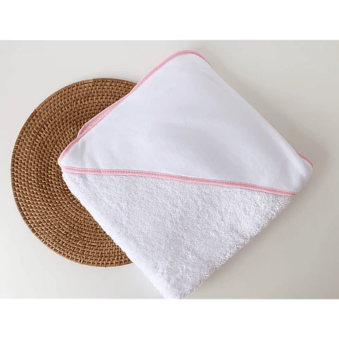 TOALHA DE BANHO BORDADA  - letra trabalhada 