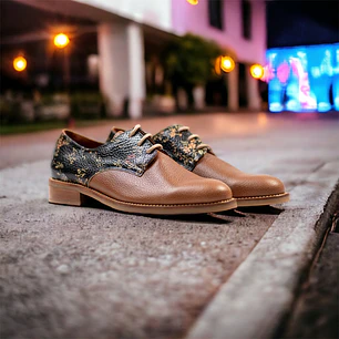 Valentino Brown Romance