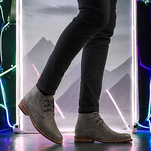 Chukka Wolf