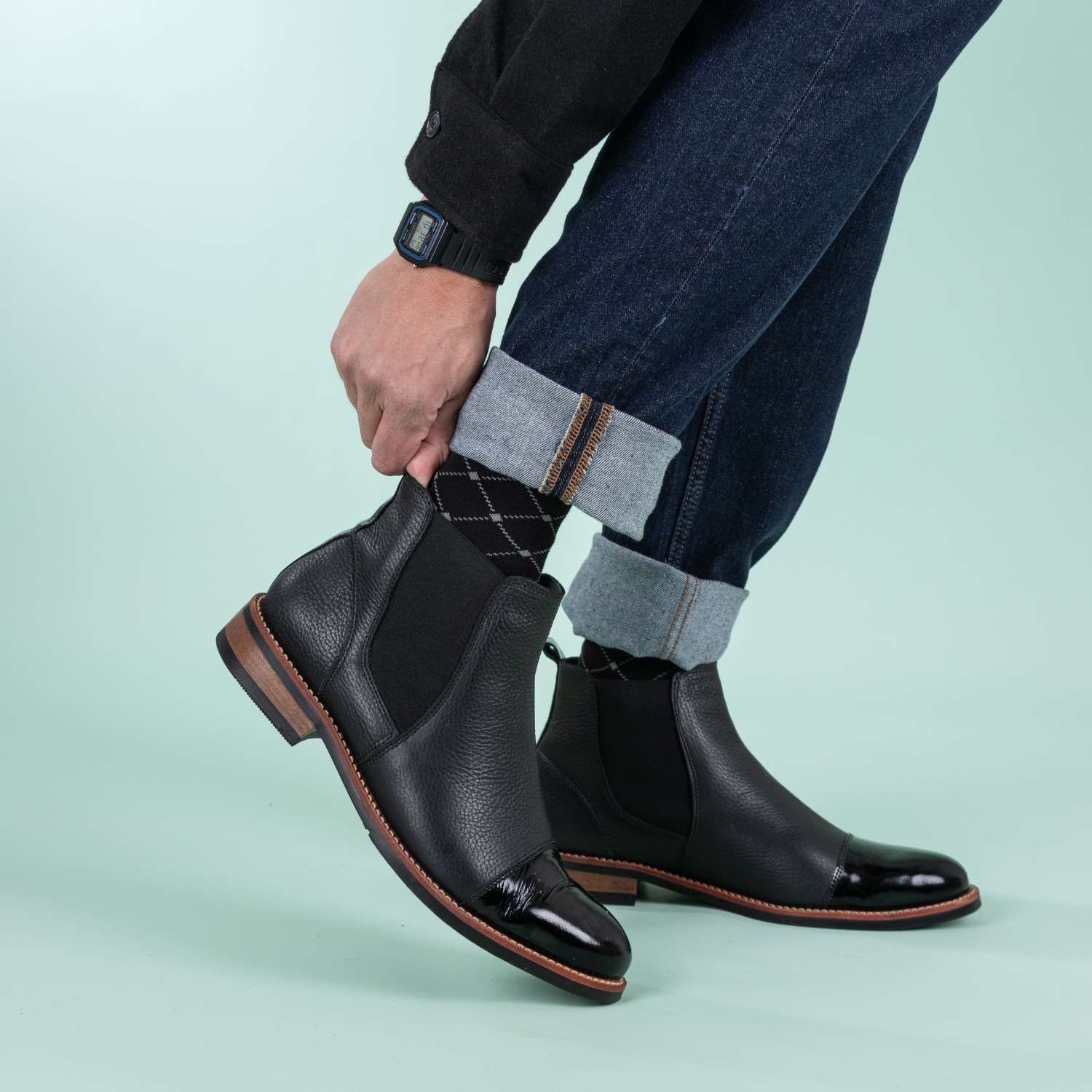 Chelsea Dark Glass 3