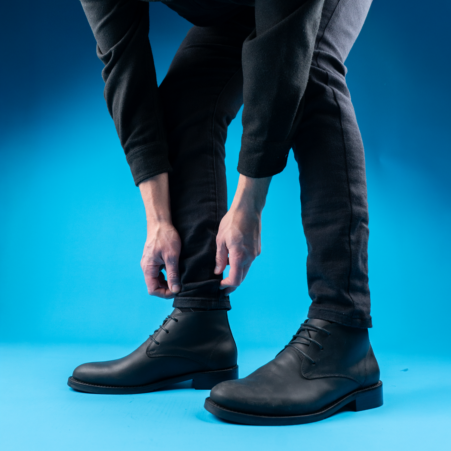 Chukka Black 4