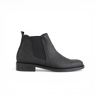 Chelsea Black
