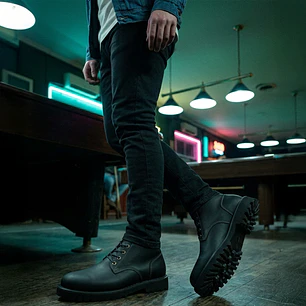 Pretor Black