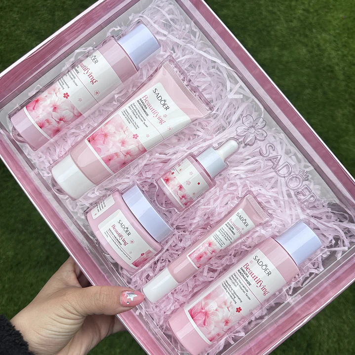 BOX SKINCARE SAKURA + NIACINAMIDE SADOER 1