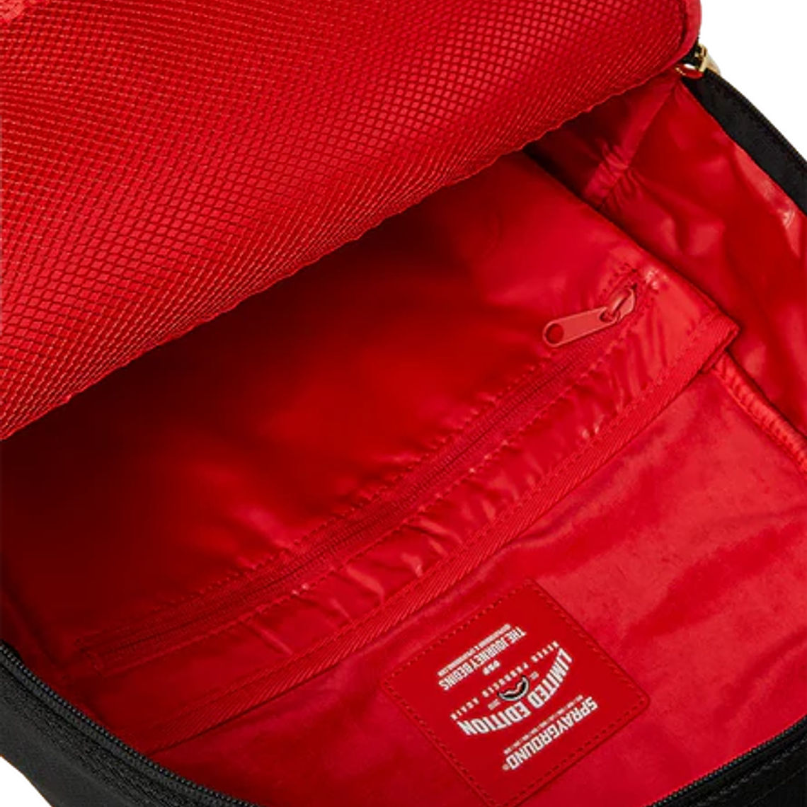 MOCHILA NEGRA SHARK CENTRAL KNIT SPRAYGROUND 4