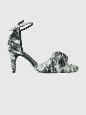 Zapatos De Tacón Con Trabilla En Cuero Natural 