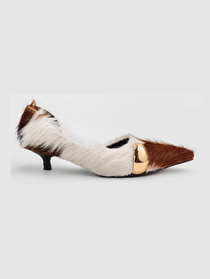 Zapatos De Tacón Cerrado En Cuero Natural Con Joya