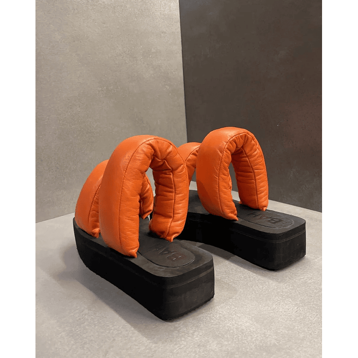 Sandalias En Cuero Con Plataforma 4