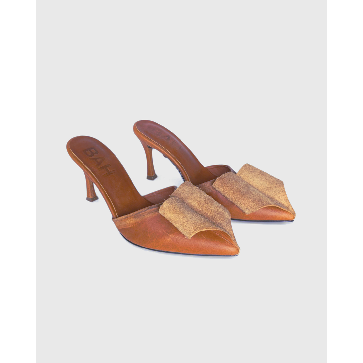 Zapatos De Tacón Strap Destalonado Cognac Envejecido  4