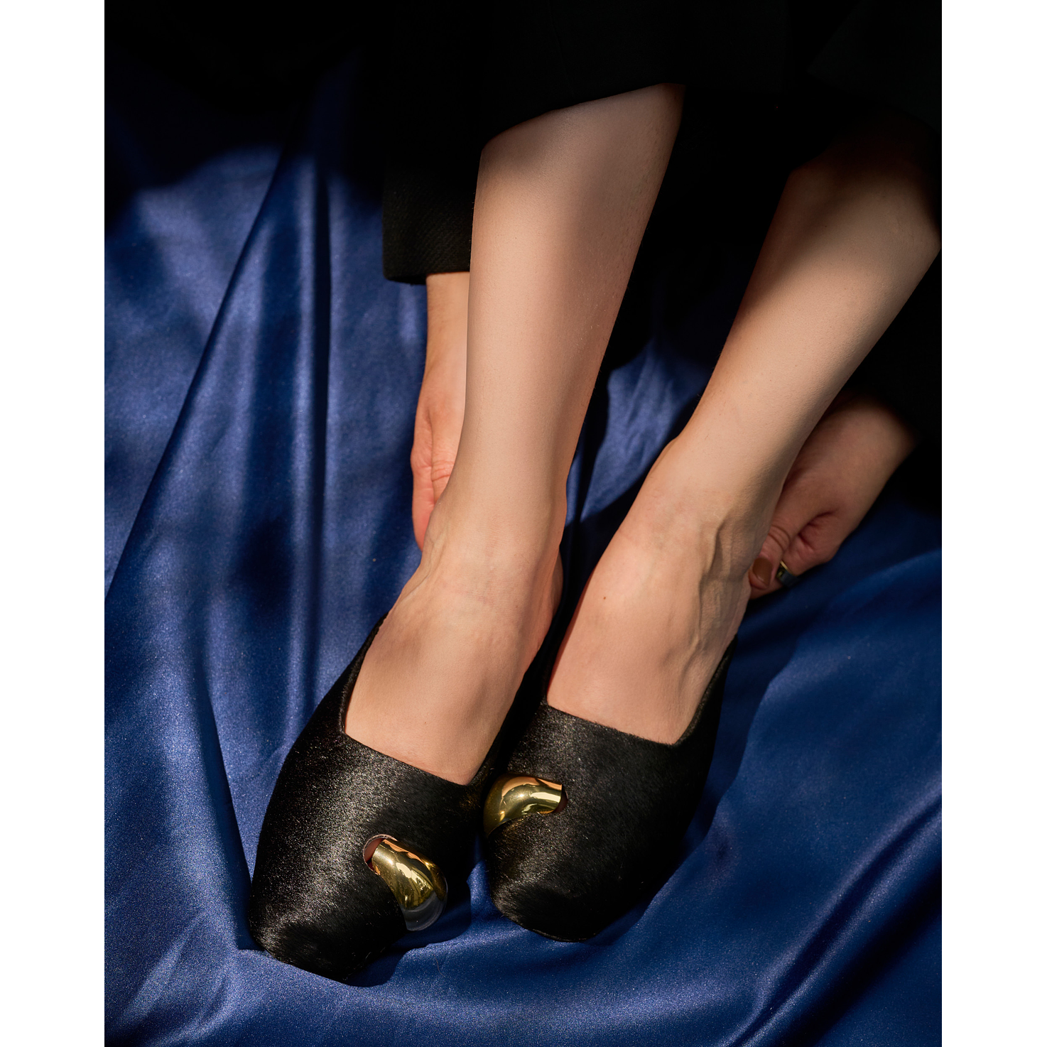 Bailarinas Muse En Cuero Pelo Con Joya Dorada  3