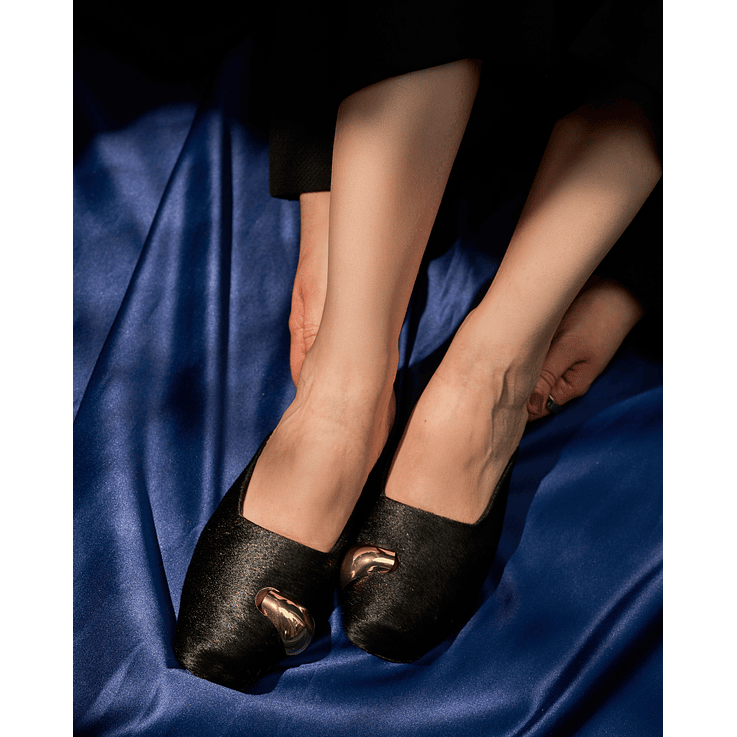 Bailarinas Muse En Cuero Pelo Con Joya Dorada  3