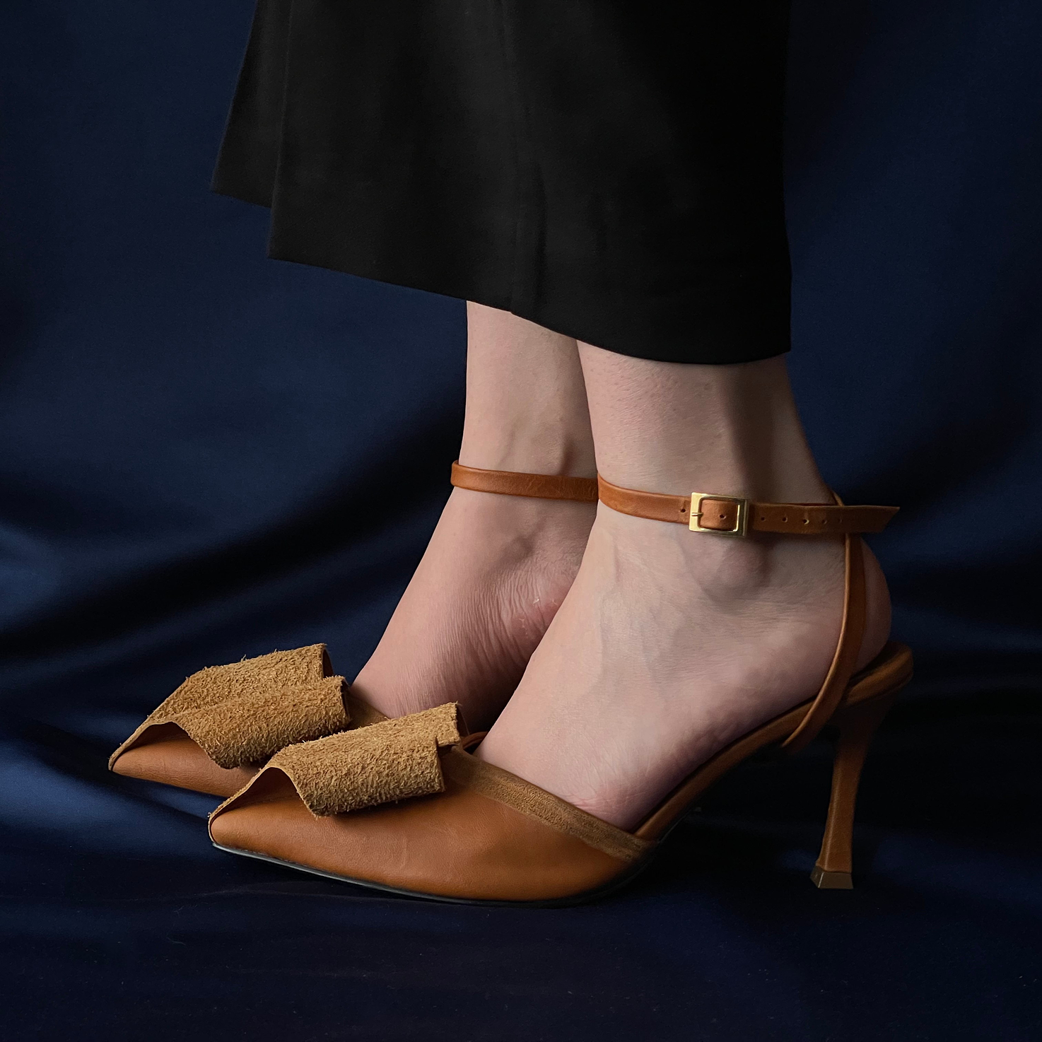 Zapatos De Tacón Strap Destalonado Cognac Envejecido  5