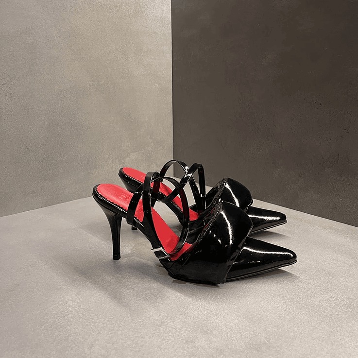 Zapatos De Tacón Strap Destalonado Negro Charol 3