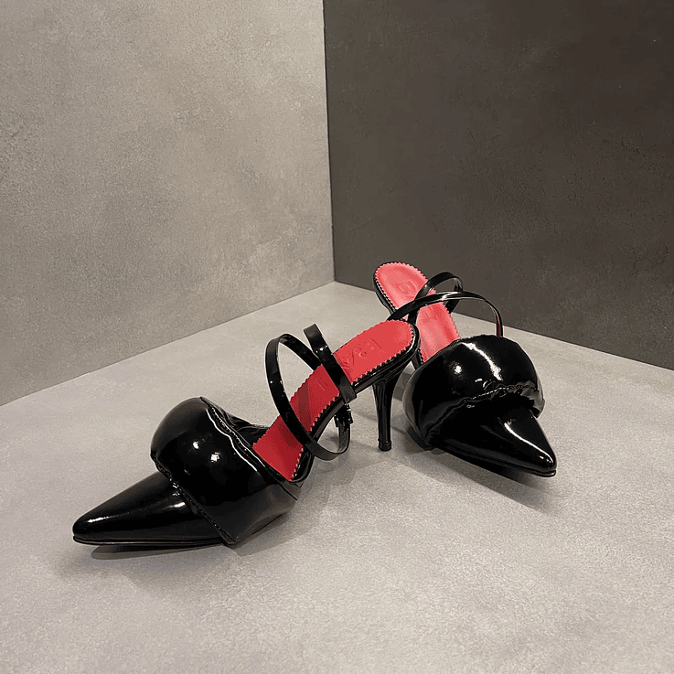 Zapatos De Tacón Strap Destalonado Negro Charol 4