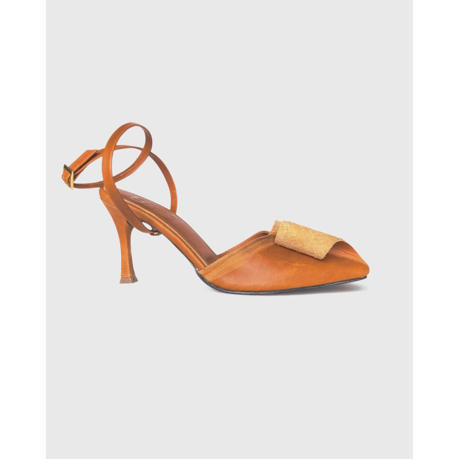 Zapatos De Tacón Strap Destalonado Cognac Envejecido  1