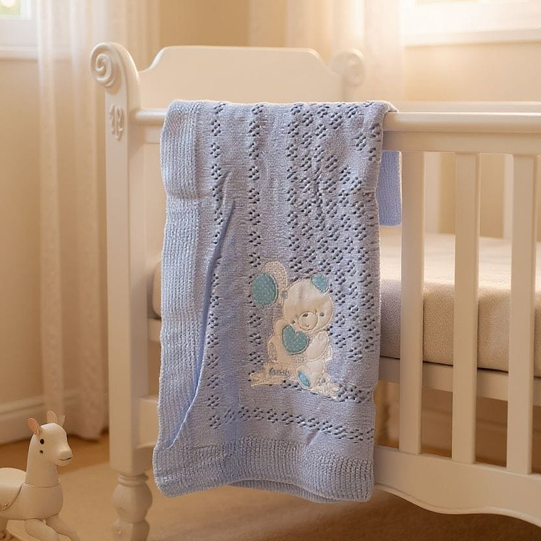 Manta Tejida Diseño Osito Bordado 4