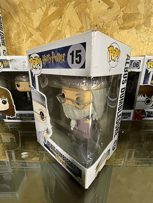 Funko Pop! Albus Dumbledore 15 - Harry Potter (Caja Dañada)