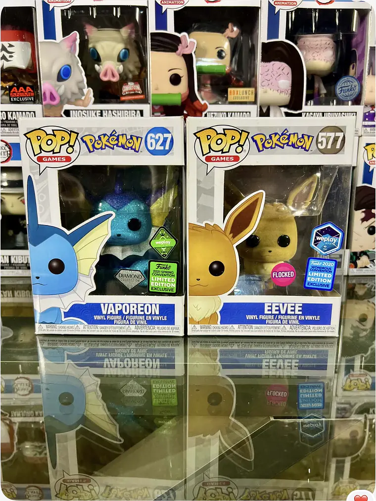 vaporeon y eevee 1