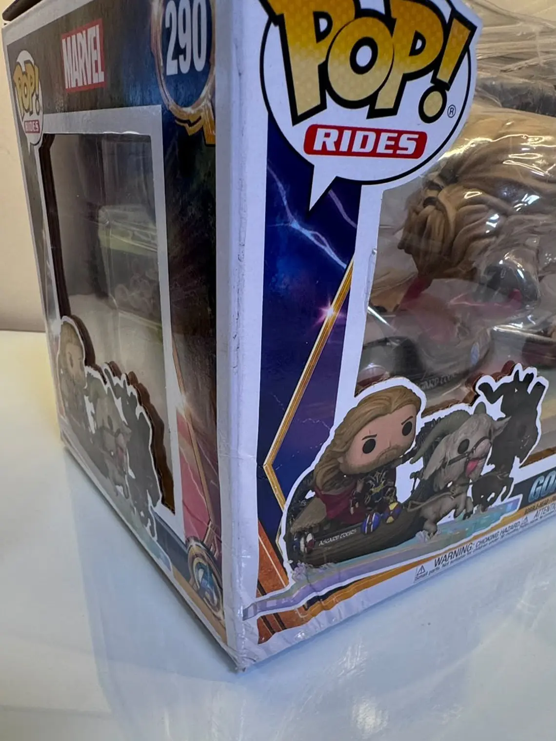Funko Pop Thor with Goat Boat 290 | Marvel (Caja con detalle) 2