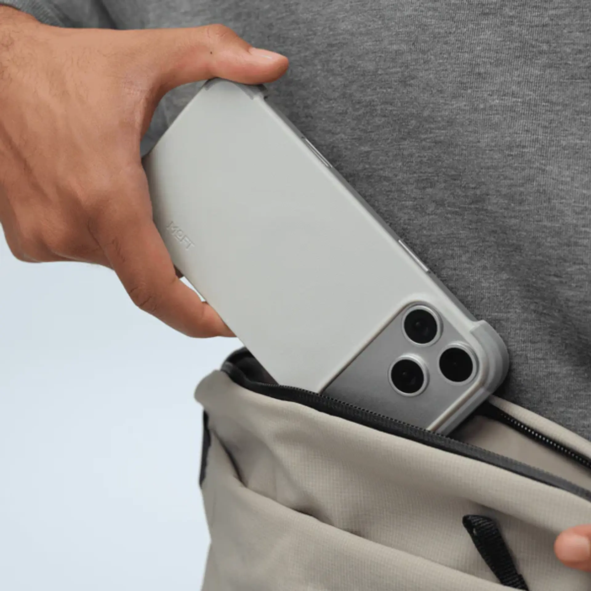 Carcasa MOFT Snap Cuero para iPhone 17 Pro Max Misty Cove/Cement 6