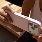 Carcasa MOFT Snap para iPhone 18 Pro Max - Miniatura 9