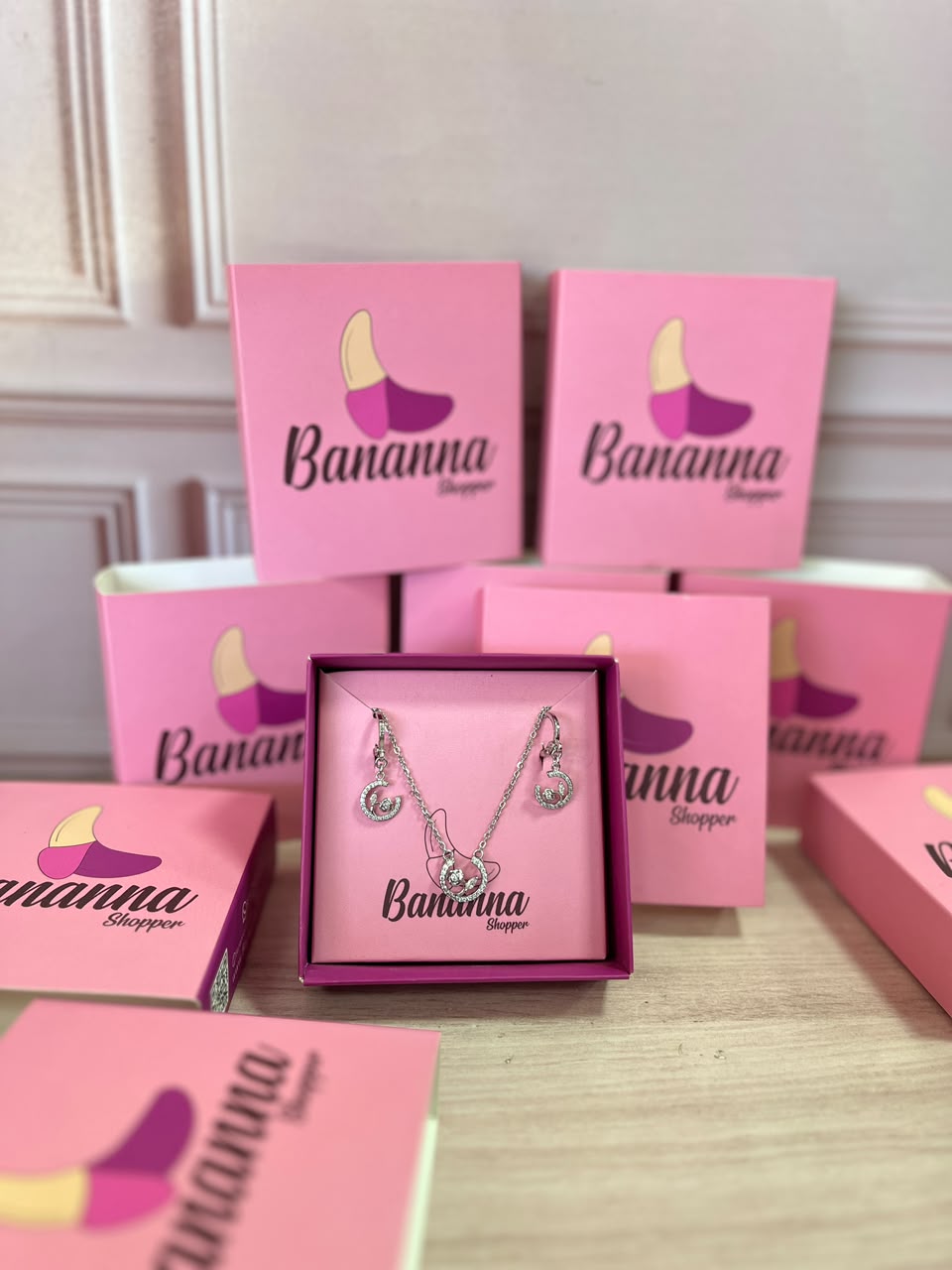 Set Accesorios en rodio (Collar + pendientes) 7