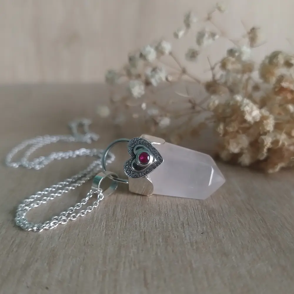 Amuleto Amor- Punta cuarzo rosa - Plata 950