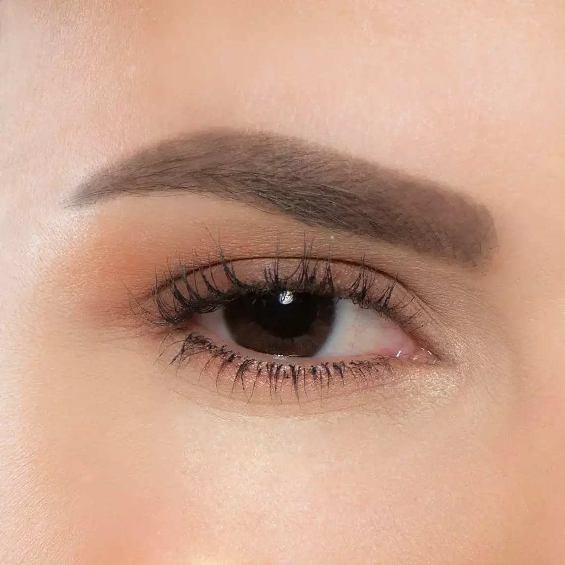 Tinta para Cejas Resist Tono Café - VOGUE 4