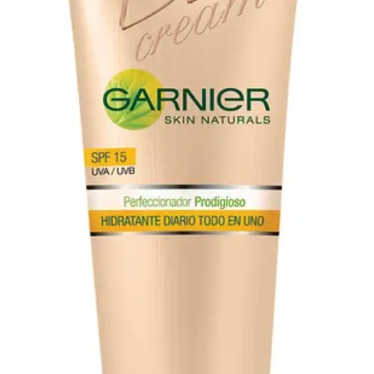BB Cream Hidratante Diario 5 en 1 Tono Light/Medium (75 ML) - GARNIER 1