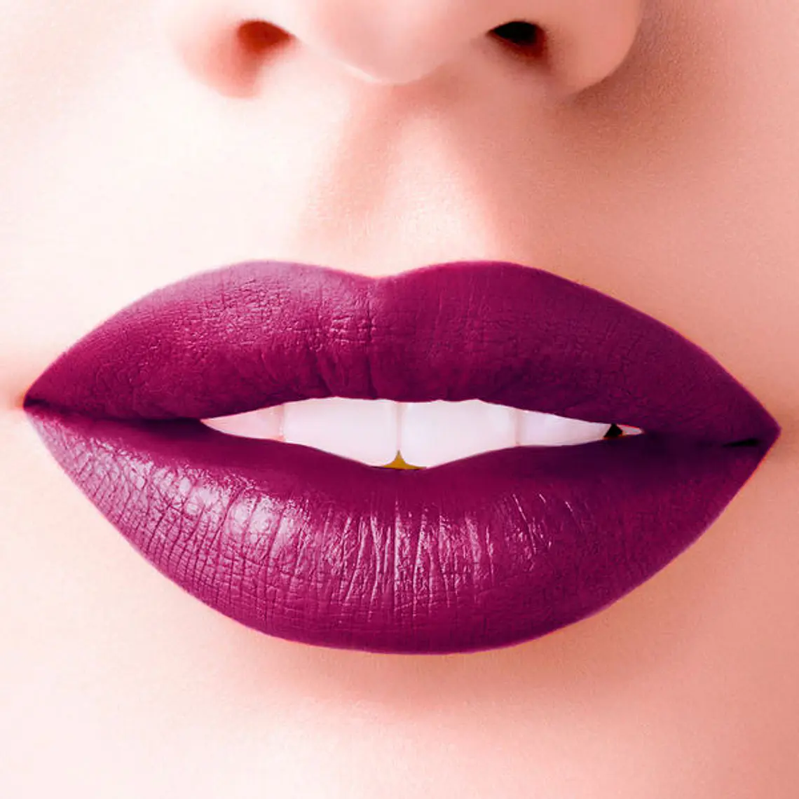  Labial Coloríssimo 4g Uva Fuerte - VOGUE 4