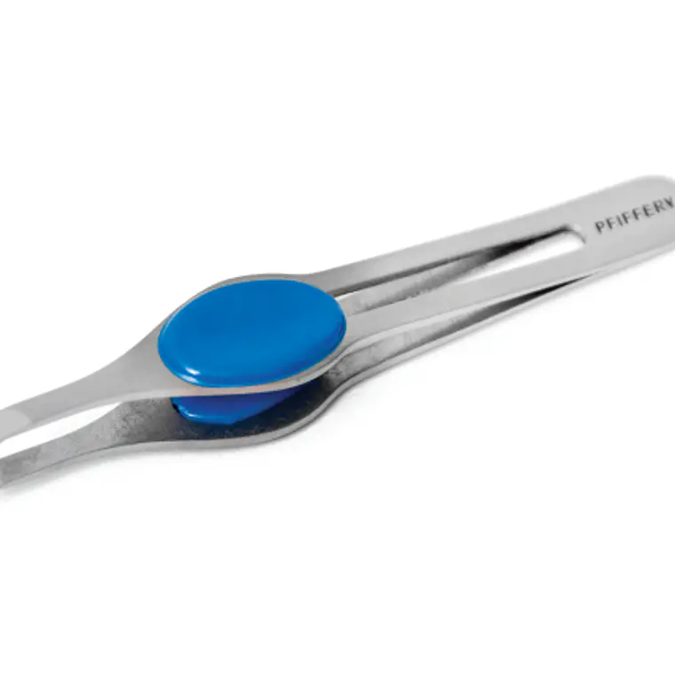 Pinza para Cejas en Acero A02 - PFIFFERY 1